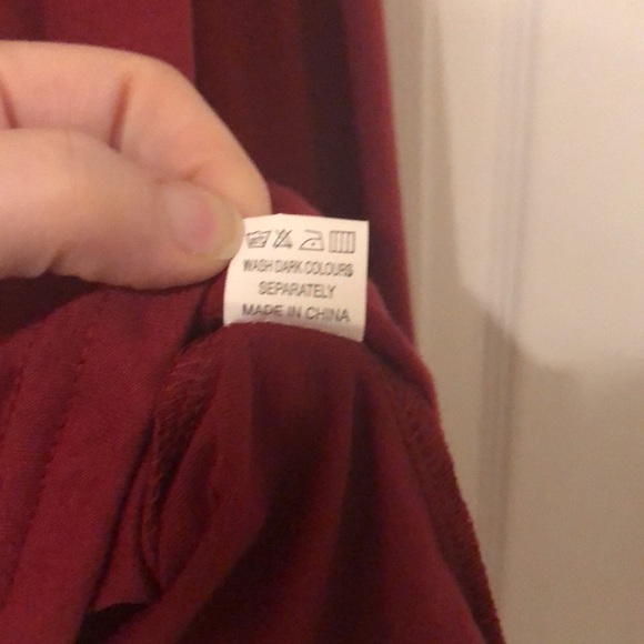 Wine Crisscross-Sleeve Zip-Front V-Neck Tunic XL - Picture 9 of 10